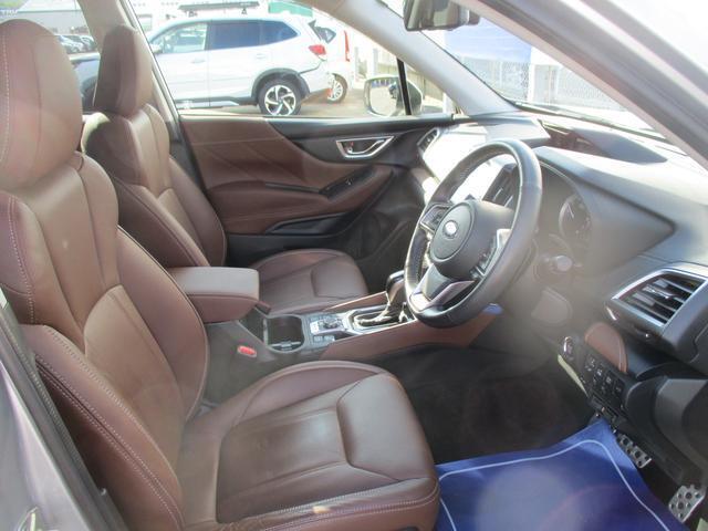 SUBARU認定中古車では、気持ちよくお乗りいただくために全車に“まごころクリーニング”を実施しています。