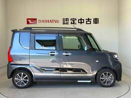 車両右側面からの写真になります。車をご覧になりたい時はお気軽に最寄りの店舗へご相談下さい。