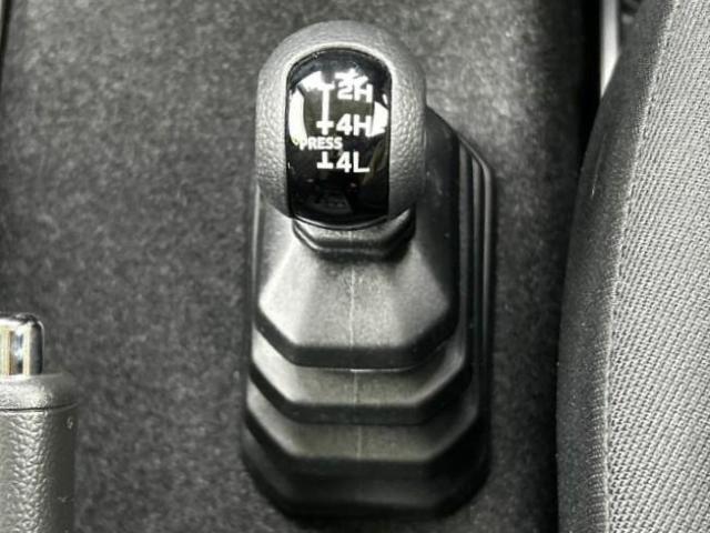お車に合わせて無料保証以外にも、保証範囲、期間、距離を拡充させた有料保証もご用意しております！中古車の購入が初めてで不安・・・というお客様もご安心ください！