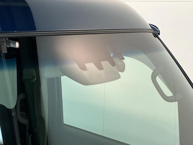 品質へのこだわり！フロアマットやシートなど車内をキレイに清掃し、ニオイや汚れなどを徹底的にクリーニングしてもらっております。室内はピカピカです☆