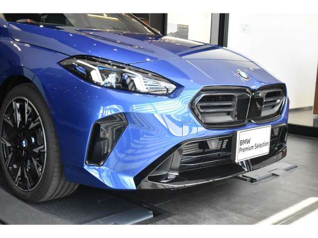 お車や各種ファイナンスプログラム、保証プログラム、お客様お一人お一人に最適なご案内をさせて頂けるよう準備してスタッフ一同お待ち申し上げております。