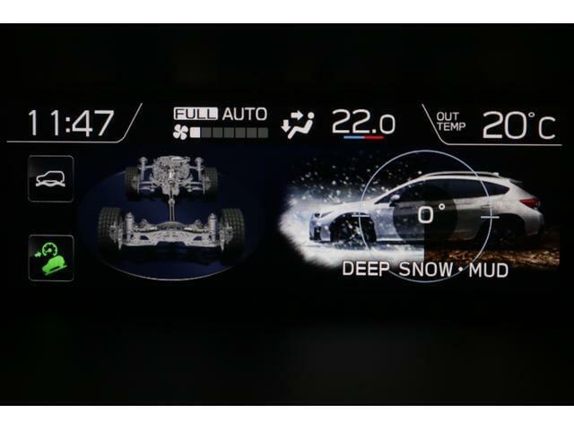 「マルチファンクションディスプレイ」では、各種燃費情報やクルーズコントロールの作動状態などさまざまな車両情報が選択表示できます