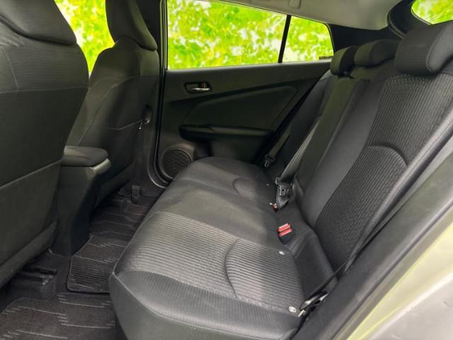 WECARSでは各商談席に大型モニターをご用意しております！見やすい大画面でゆったりと全国の在庫をご覧いただけます！是非ご来店お待ちしております！