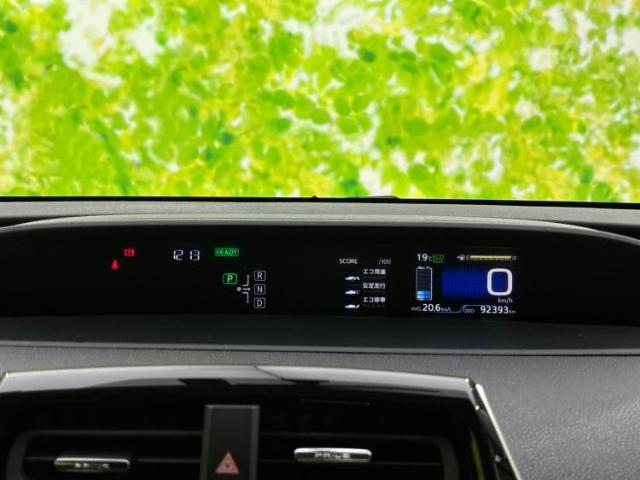 WECARSの展示場では実際に見て、触ってお車をお選びいただけます！知識の豊富な営業スタッフが様々なカーライフをご提案いたします！