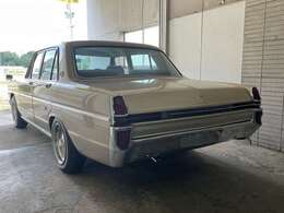 後期型独特のリアビュー　　キーホール・エンブレム・ラジオアンテナホールスムージングしております　キーの開閉は社外キーレスにて