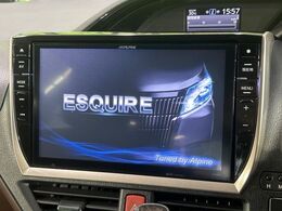【BIG-X10インチナビ】人気の大画面BIG-Xナビを装備。専用設計で車内の雰囲気にマッチ！ナビ利用時のマップ表示は見やすく、テレビやDVDは臨場感がアップ！いつものドライブがグッと楽しくなります♪
