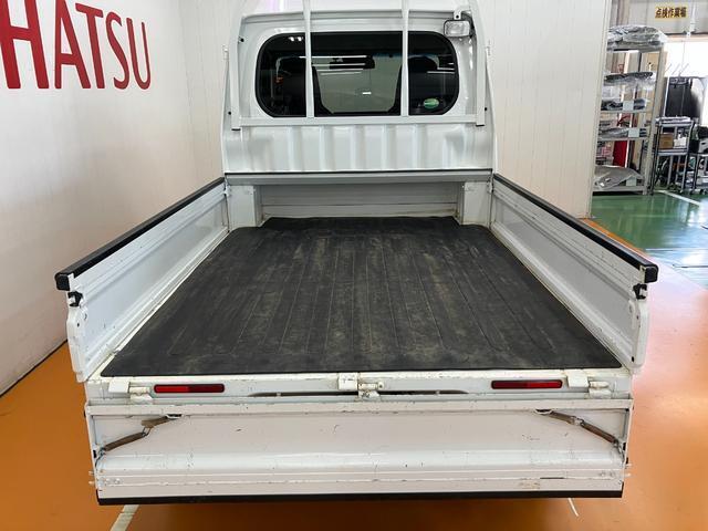 広い荷室