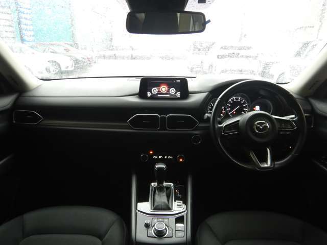 ご覧いただきありがとうございます！当店は、新車、中古車販売、車検整備、修理、板金、コーティング、自動車保険等扱っております。車に関する事は、すべてお任せくださいませ！