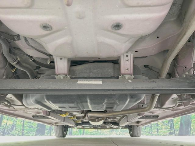 下回りがきれいなうちに、防錆加工の施工がオススメ。降雪地域はもちろん、沿岸部にお住いの方や、趣味でマリン・ウィンタースポーツをされる方にご好評いただいております。