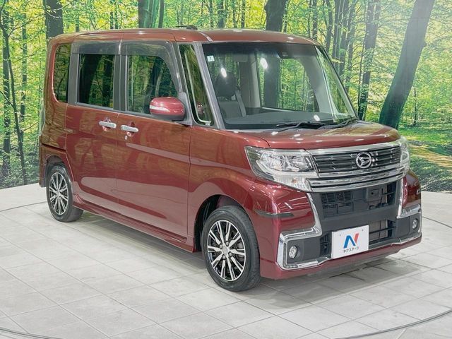 大好評のボディコーティング「弾スプラッシュコート」もご納車までに施工可能。通常のガラスコートと異なる、耐久年数6年の無機質ガラスコーティングが、ボディをキレイな状態に保ってくれます。