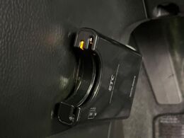 【ETC】高速道路の料金所をストレスなく通過！話題のスポットやサービスエリアに多い「スマートIC」利用時は必須のアイテムです。当店でセットアップを実施、ご納車当日からすぐにご利用いただけます！