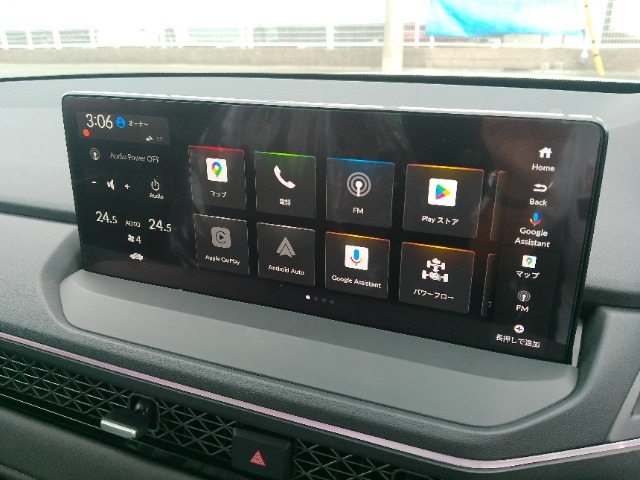 Google搭載 12.3インチHonda CONNECTディスプレー搭載です。大画面でより見やすく使いやすく。オーディオとエアコンの同時表示など、複数の情報にアクセスしやすくなっています。