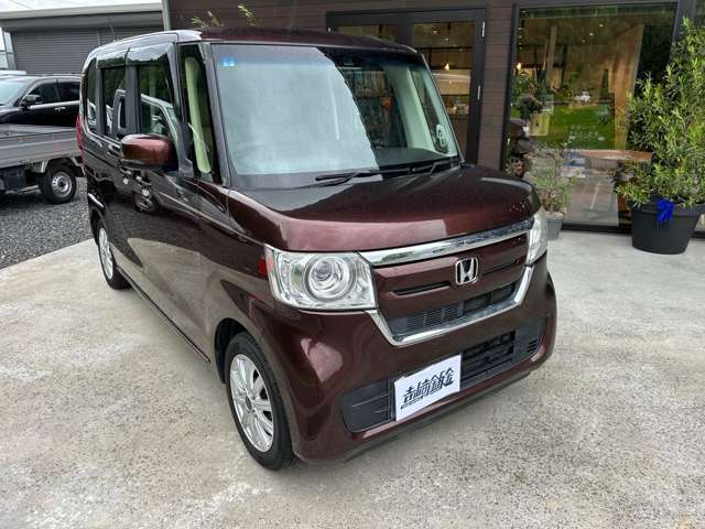 お客様の生活スタイルや好みにぴったりのお車を納得いくまでご一緒にお探しさせて頂きます。