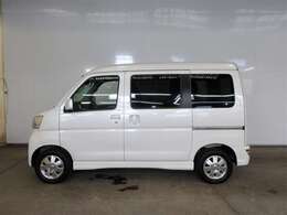 1年間走行距離無制限のトヨタの《ロングラン保証》付なので安心してお乗り頂けます♪