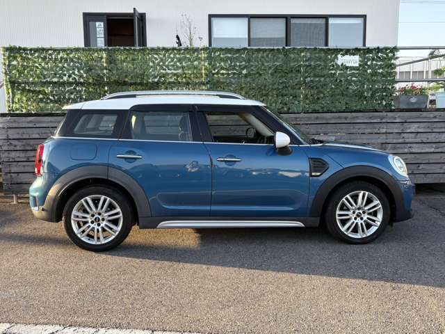 在庫にない車両や希少車、旧車など注文販売も承っております。ご希望の予算、条件に合わせた1台をお探しいたします。キャンセル無料ですのでお気軽にご相談ください。