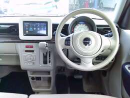 掲載しておりますお支払い総額は、車検整備費込み車両本体価格、愛媛県内届出（登録)、車庫証明手続き費用込み(車庫証明不要な地域の方は減額)、下取り無し、ご来店納車での価格となります