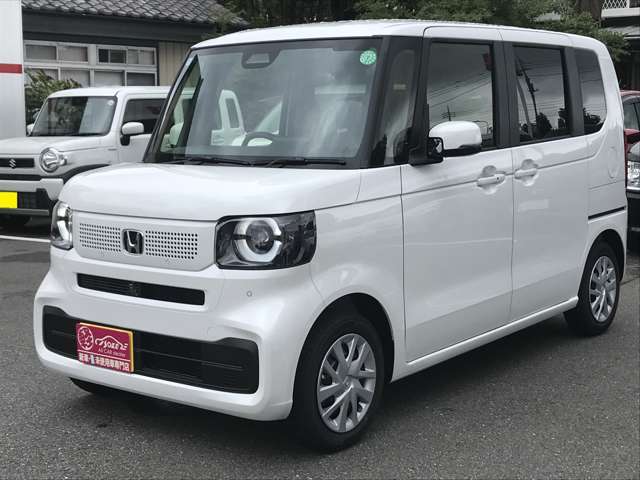 イソベモータース本店のお車をご覧いただき、ありがとうございます。新車・届出済未使用車を中心に販売中！