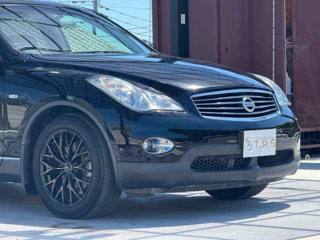当店は不定休で営業しております。車検や納車などで不在の場合がありますので、もし来店希望の際は必ず事前連絡をお願いいたします！