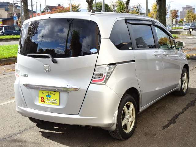 キチンと手入れのされたお車です(^_-)-☆