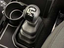 4WDのお車ですので、雪道でも安心です♪降雪地地域にお住まいの方以外にも、ウィンタースポーツが趣味の方や降雪地域へ帰省される機会がある方にもおすすめ！
