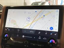 純正12.5型ナビ装備！！フルセグTV　Bluetooth搭載！！