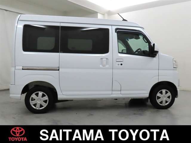 トヨタの「ロングラン保証」付き。メ-カ-を問わず、走行距離無制限、埼玉トヨタで中古車をお買い上げいただいたお客様に安心で快適なカ-ライフをお約束する1年間の保証です。有料で延長もできます。