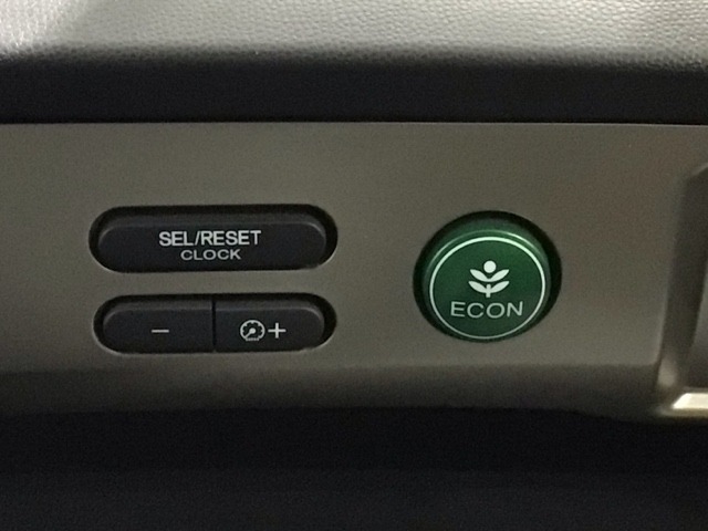 エコモードスイッチで省エネ運転も出来ます。