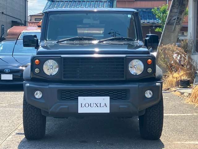 当社では【ボディーガラスコーティング】も施工可能です！お車の艶が出て汚れにくく、お手入れも楽ちんです！お気軽にスタッフまでお尋ね下さい！