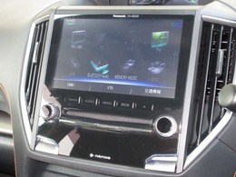 ナビゲーションはパナソニックメモリーナビ（CN-LR820D）を装着しております。AM、FM、CD、DVD再生、Bluetooth、音楽録音再生、フルセグTVがご使用いただけます。