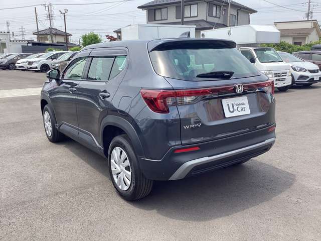 当店では、ご納得して購入いただけるよう現車を確認できるお客様への販売に限らせていただいております。