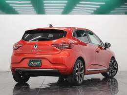 レザーシート　シートヒーター　ディスプレイオーディオ　Bluetooth　カープレイ　USB入力　Bカメラ　衝突被害軽減ブレーキ　レーンアシスト　ブラインドスポットモニター　クルーズコントロール