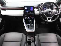 レザーシート　シートヒーター　ディスプレイオーディオ　Bluetooth　カープレイ　USB入力　Bカメラ　衝突被害軽減ブレーキ　レーンアシスト　ブラインドスポットモニター　クルーズコントロール