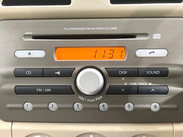 お好きな音楽を車内でお楽しみいただけます♪スピーカー交換・ウーハー追加などの音質向上や、最新ナビ・後席モニター等の取り付けも是非ご相談ください！