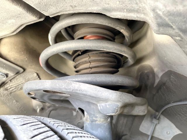 下回りの劣化予防の為の防錆加工の施工も承っております。降雪地域はもちろん、沿岸部にお住いの方や、趣味でマリン・ウィンタースポーツをされる方に大変好評いただいております。