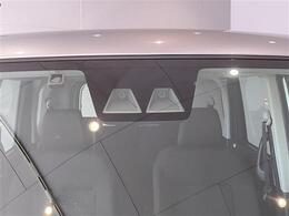 【スマートアシスト】車両に搭載した「ステレオカメラ」が周囲の状況を認識し、ドライバーの運転をサポートしてくれます！