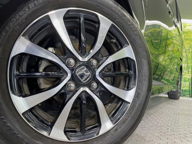 【純正14インチアルミホイール】外観にマッチした純正アルミホイールを装着しております。各種社外アルミホイールや、スタッドレスタイヤも取扱いしております。是非ご相談ください♪