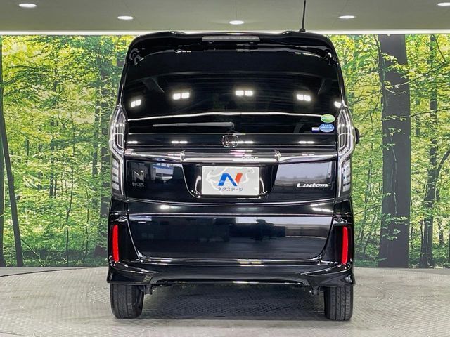 安心の最長10年・走行無制限保証（有償）をご用意。保証内容も充実はもちろん、無料点検＆オイル交換や、年中無休の全国・24時間ロードサービスも付帯されておりますのでご安心下さい。