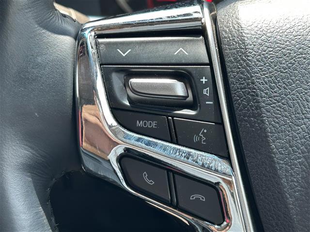 【運転席操作部】快適なドライブを楽しむための機能が装備されています！運転席から触れるので、使いやすいです！除菌プランいれていただくと、さらに清潔で安心していただけます！