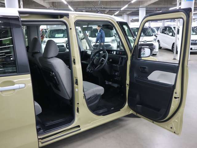 毎日新規物件入庫！3500台の高品質車をぜひとも、ご自身の目で直接ご覧になって、ご実感下さい、自身を持ってお勧めいたします。