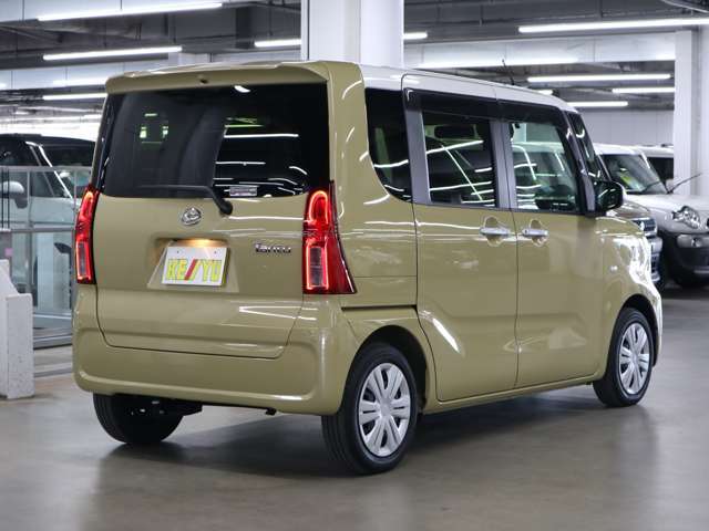 遠方（九州、沖縄除く）のお客様でも陸運局に持ちこまずに名義変更可能ですので店頭納車の場合は余計な諸費用も頂いておりません。遠方陸送納車も格安にてご納車可能です☆自走の場合は交通費相当でお届けも可能です