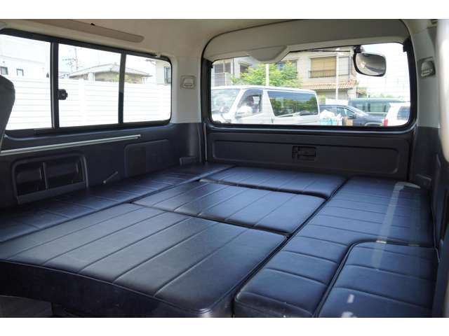 当社では、納車後もお客様に快適なカーライフを送って頂く為に、車検・保険・板金修理等もご対応させて頂いております。車の事ならまずはGLIDEまでお気軽にご連絡頂ければ幸いです♪