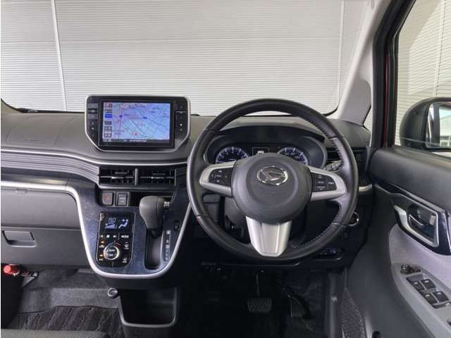 運転しやすいインパネ周りです。見やすいレイアウトで快適なドライブをサポートします☆☆