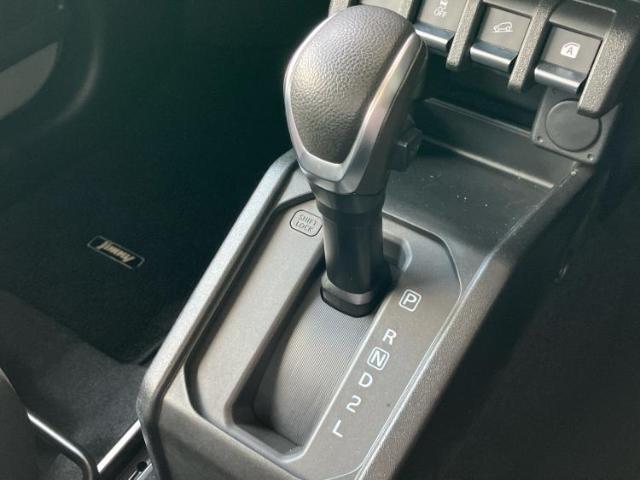お車に合わせて無料保証以外にも、保証範囲、期間、距離を拡充させた有料保証もご用意しております！中古車の購入が初めてで不安・・・というお客様もご安心ください！