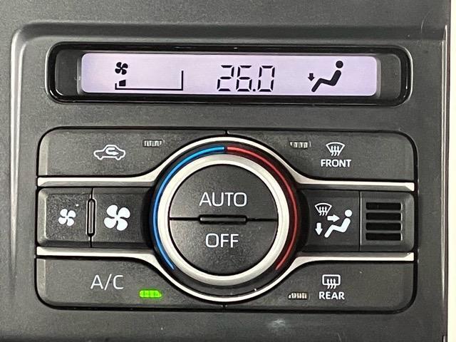 【オートエアコン】温度を設定するだけで日照や室温に応じて風量など、冷暖房を自動的にコントロールするエアコンですよ☆