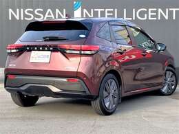 ☆こちらのお車はノートX、お色はバーガンディでございます☆