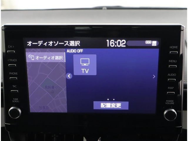 9型Tコネクト対応ナビ搭載で、初めての道や遠出でも安心です！機種によってはTV・DVD・オーディオプレイヤー接続・ブルートゥース機能などでいろいろな使い方も出来ますよ！