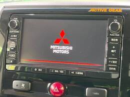 【メーカー純正ナビ】インテリアに溶け込むスタイリッシュな「専用設計」メーカーナビを装備♪視認性や操作性など基本性能にも優れ、より上質なカーライフをお楽しみいただけます。