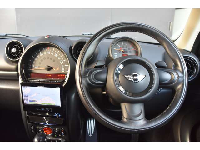 ステアリング：写真の内容に関してご不明点、ご質問等がございましたらお気軽に【 073-435-5300 】までお問い合わせください。