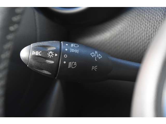 運転席操作部：写真の内容に関してご不明点、ご質問等がございましたらお気軽に【073-435-5300】までお問い合わせください。