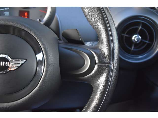 ステアリング：写真の内容に関してご不明点、ご質問等がございましたらお気軽に【 073-435-5300 】までお問い合わせください。